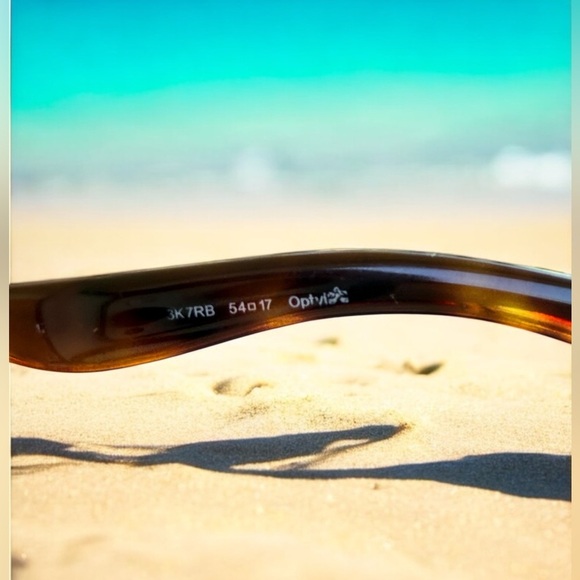 Gucci GG1494/S sunglasses in a tortoiseshell pattern EUC 54 [] 17 120 - Picture 10 of 11